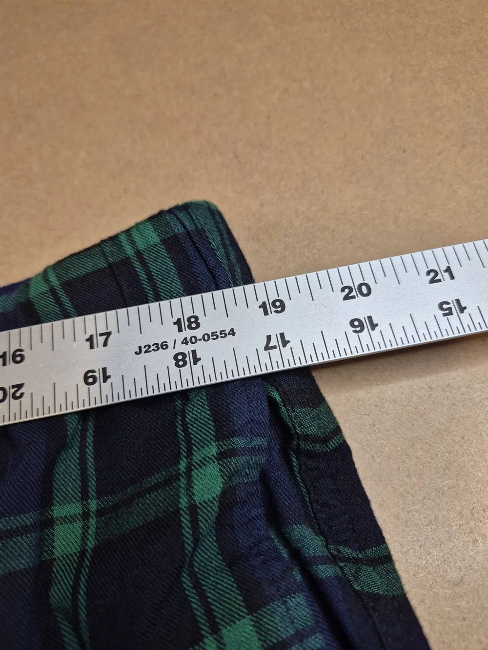 J. Crew Green and Navy Plaid Jogger Pants 4664/4